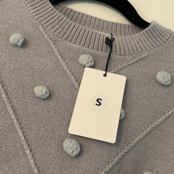 Grey Dot Sweater Size S - Picture 5 of 6